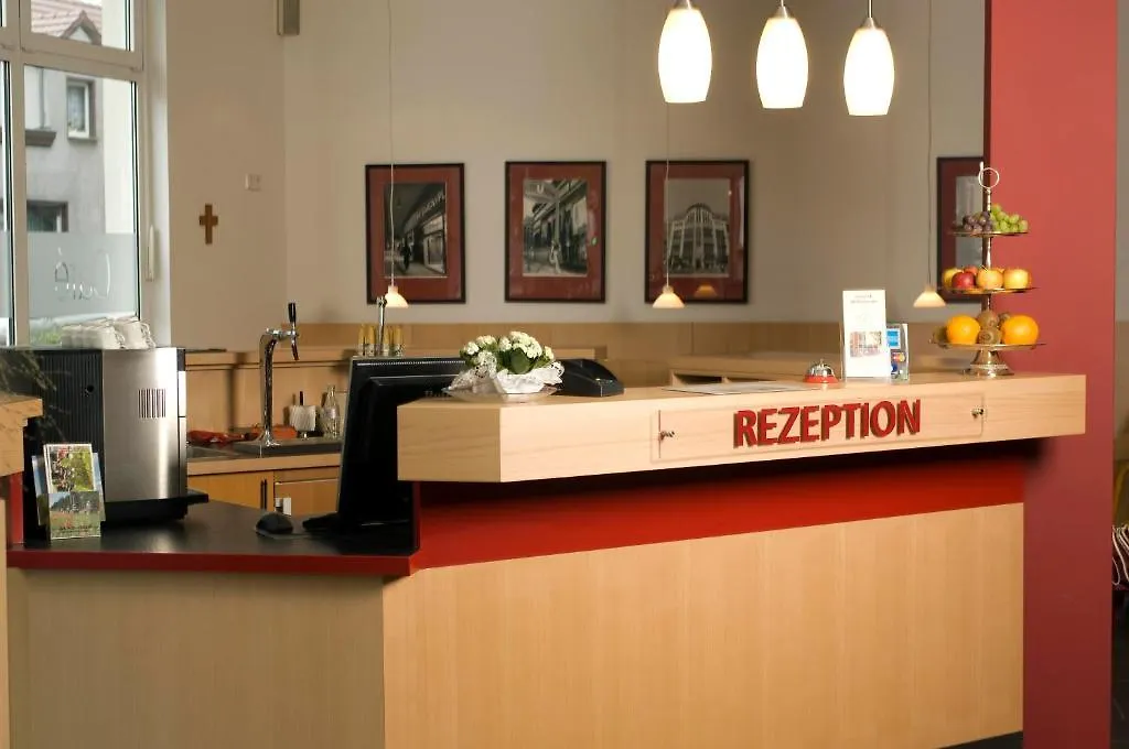***  Hotel Berlin - Greenline Hotel Цоссен Германия
